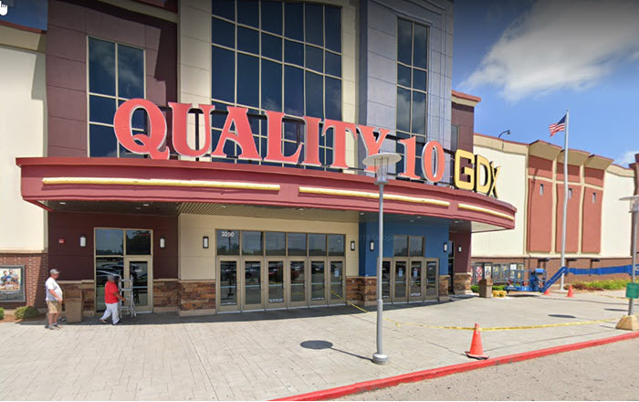 Quality 10 Powered by Emagine - Main Entrance